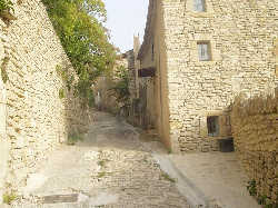 Des ruelles tmoins du pass de Gordes